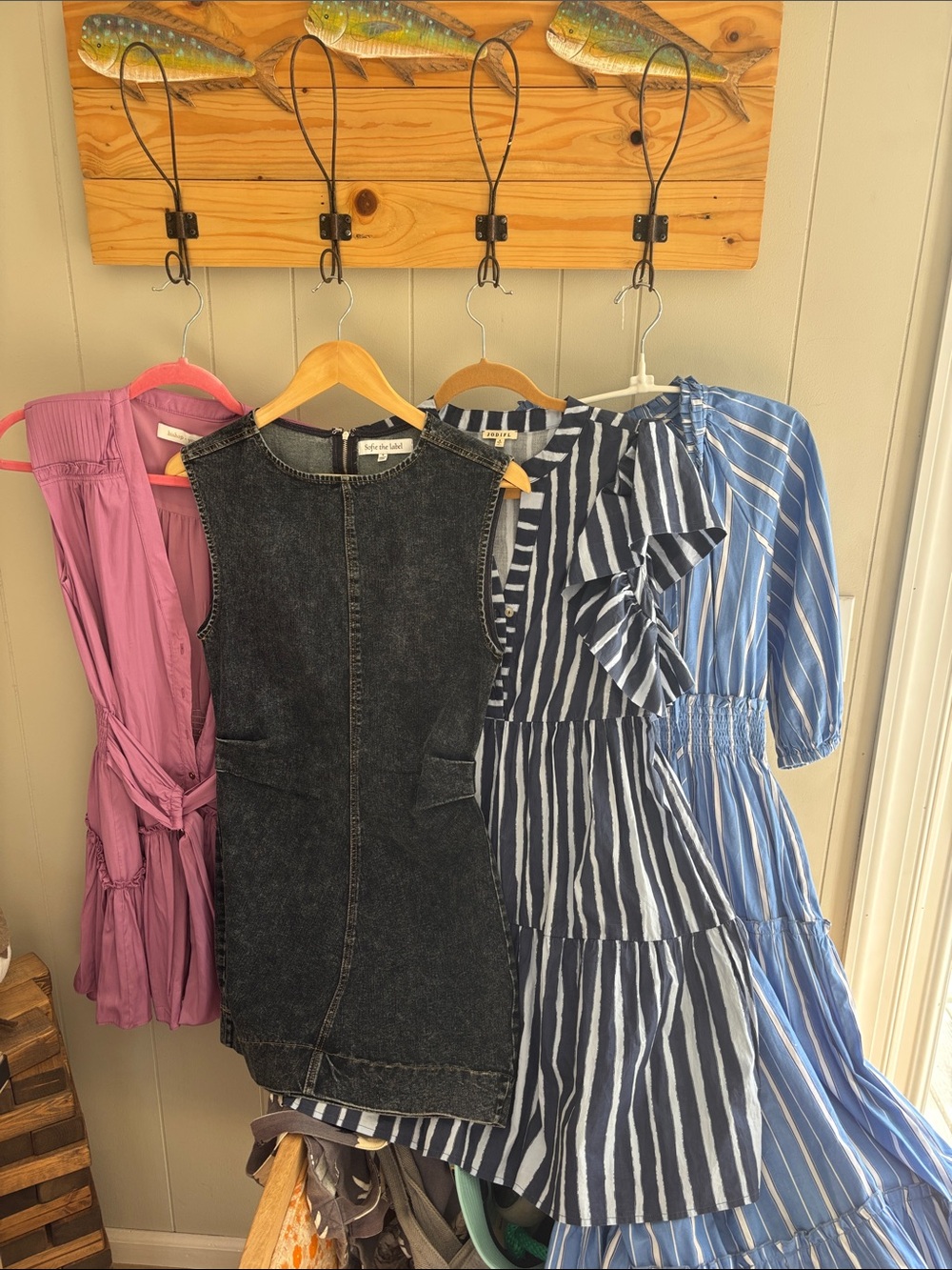 summer sales bash
4 dresses size small
Bundle